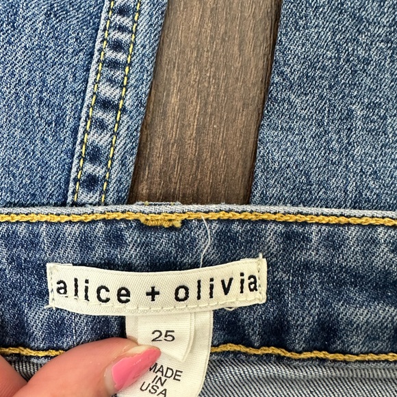 Alice and Olivia Ripped Skinny Jeans - Picture 6 of 6